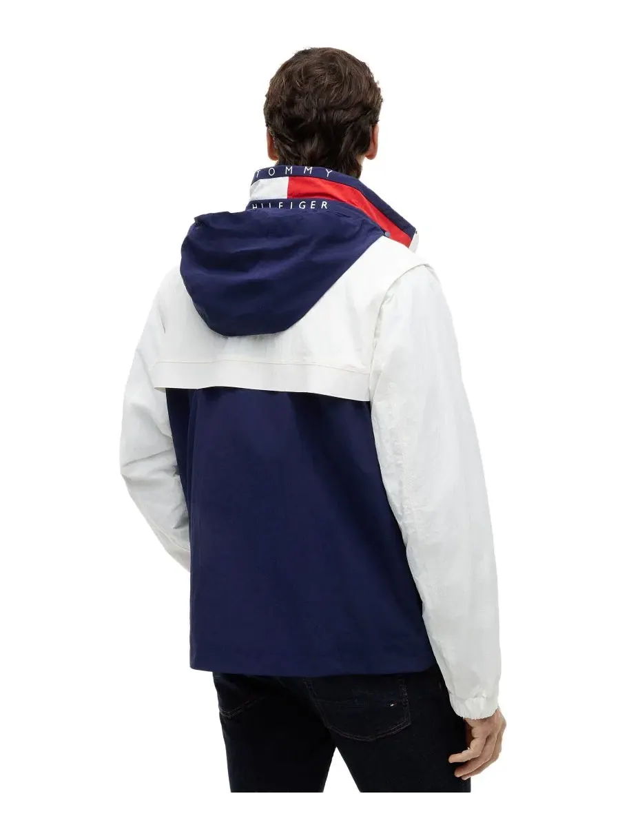 Ветровка мужская с воротником-стойкой, на молнии, легкая Tommy Hilfiger — изображение 4 из 4, темно-синий