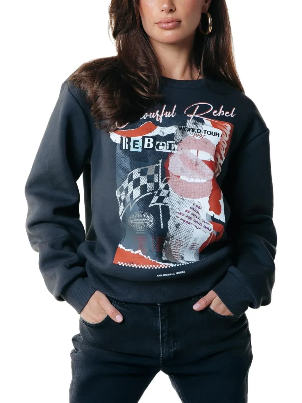 Свитшот женский свободного кроя Collage Relaxed Sweat Colourful Rebel — черный