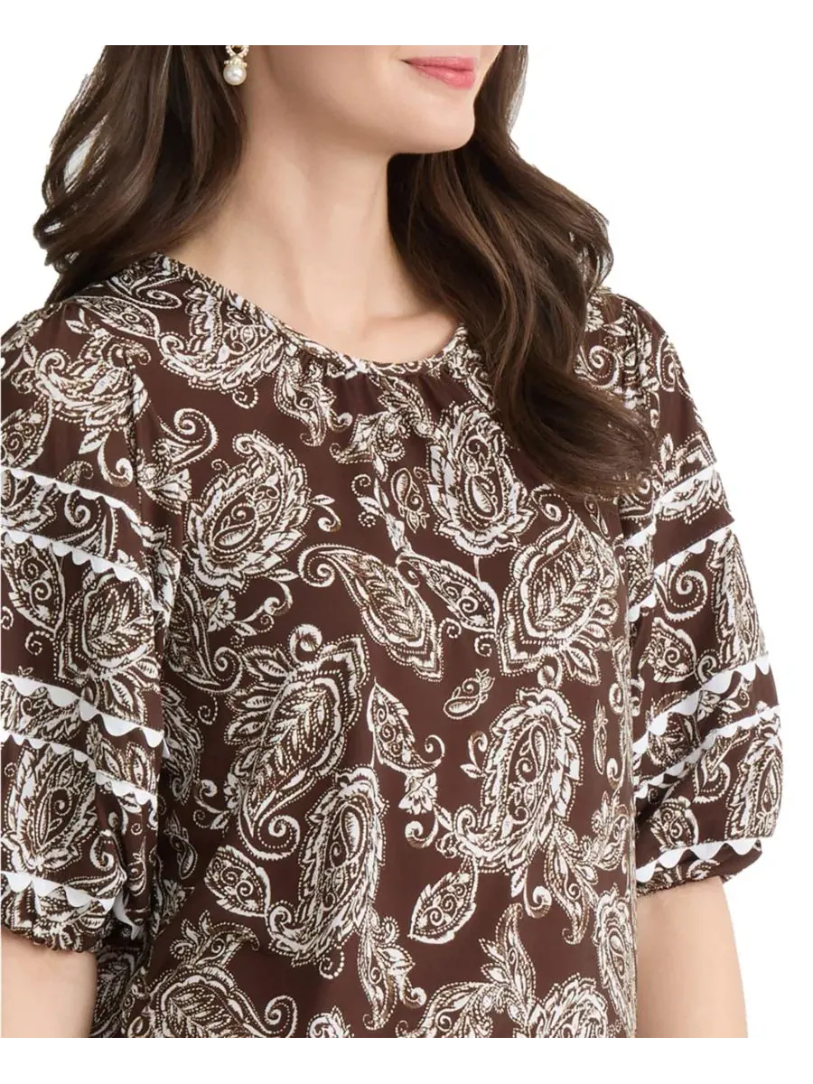 Топ с принтом и отделкой рик-рак, 3/4 рукав, модель Petite Printed Crewneck Top Jones New York — изображение 3 из 4