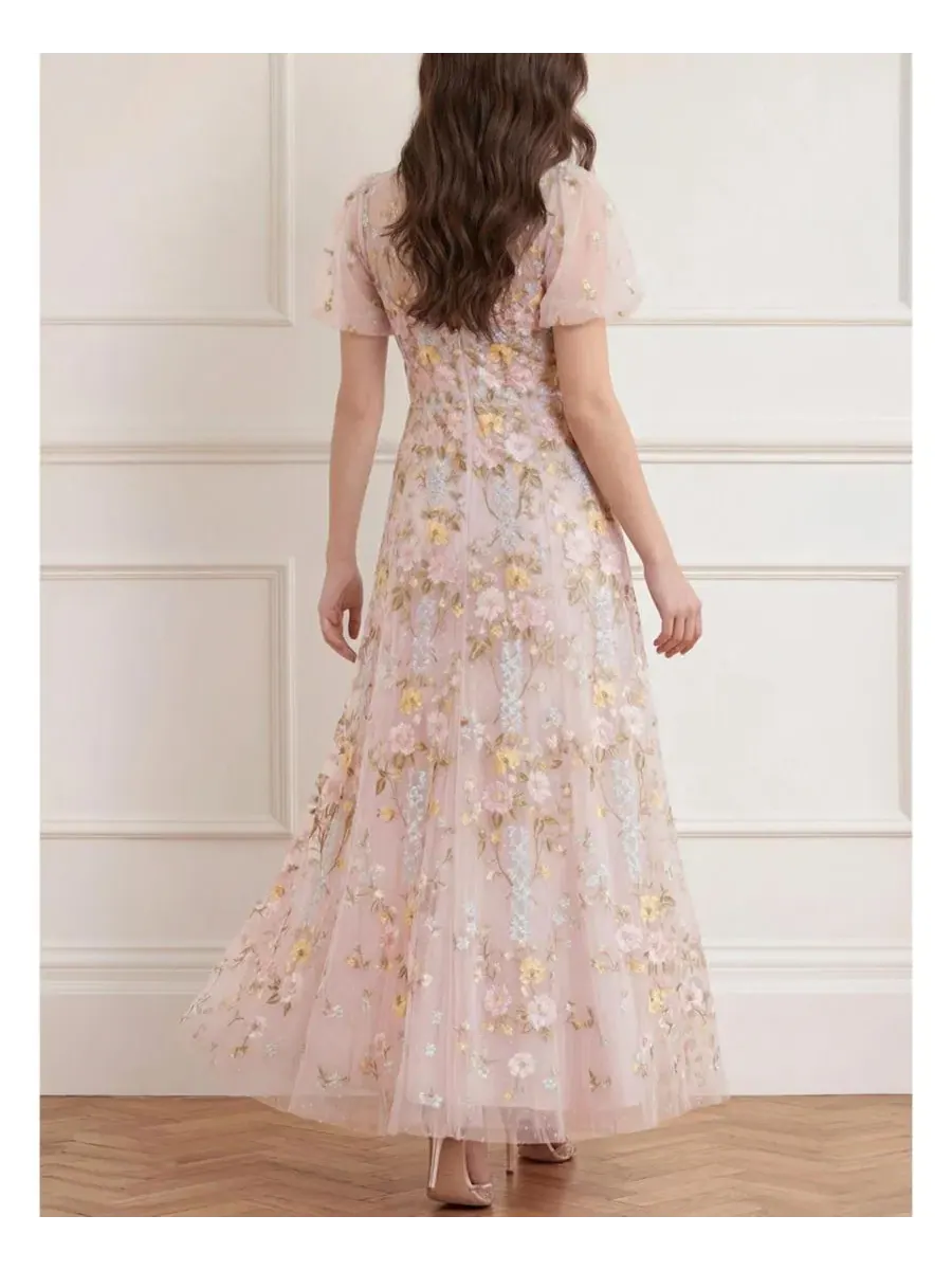 Платье макси с коротким рукавом Garden Rose Needle & Thread — изображение 3 из 3, розовый