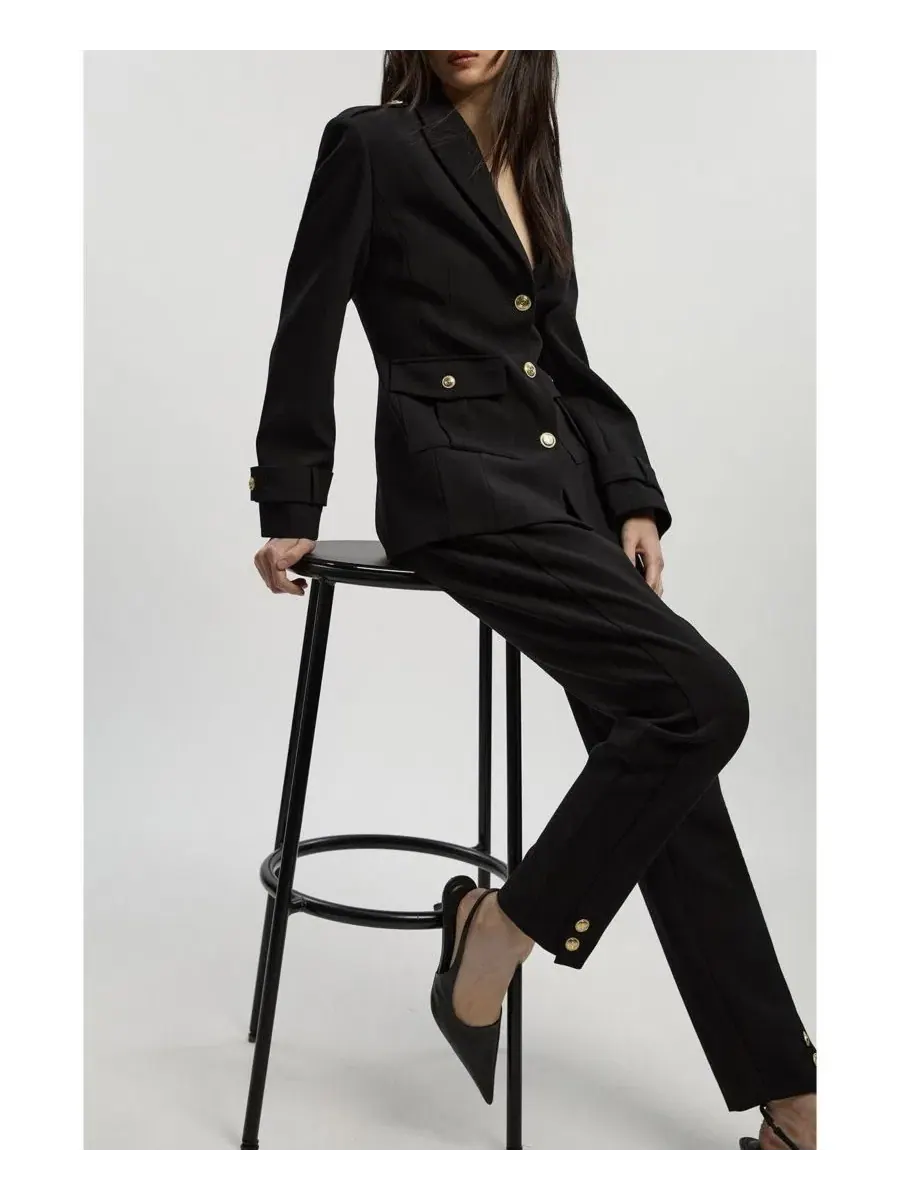 Укороченные военные прямые брюки Karen Millen — изображение 8 из 8, черный