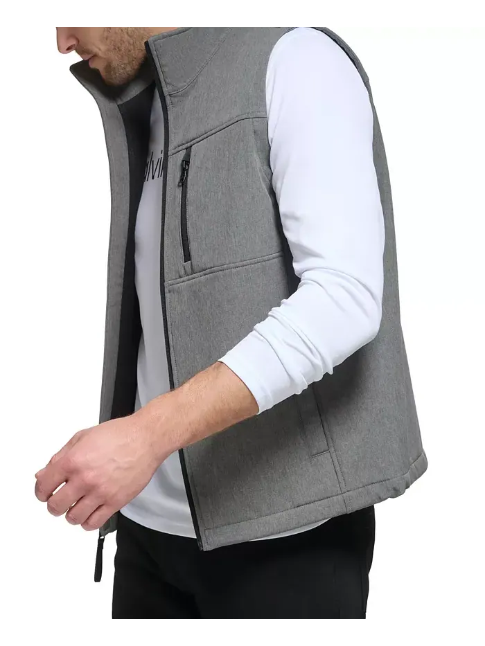 Мужская мягкая бесшовная жилетка Infinite Stretch Soft Shell Calvin Klein — изображение 5 из 8, светлый серый