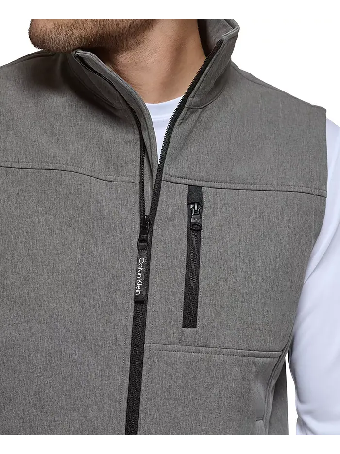 Мужская мягкая бесшовная жилетка Infinite Stretch Soft Shell Calvin Klein — изображение 6 из 8, светлый серый