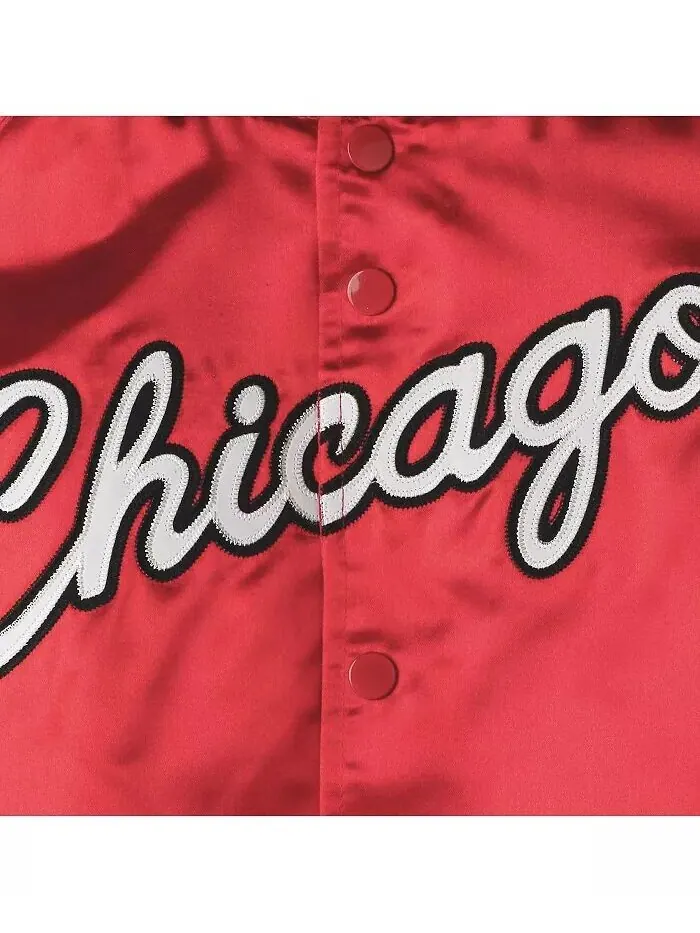 Куртка Red Chicago Bulls Hardwood Classics Satin Raglan Full-Snap для больших мальчиков и девочек — изображение 5 из 8