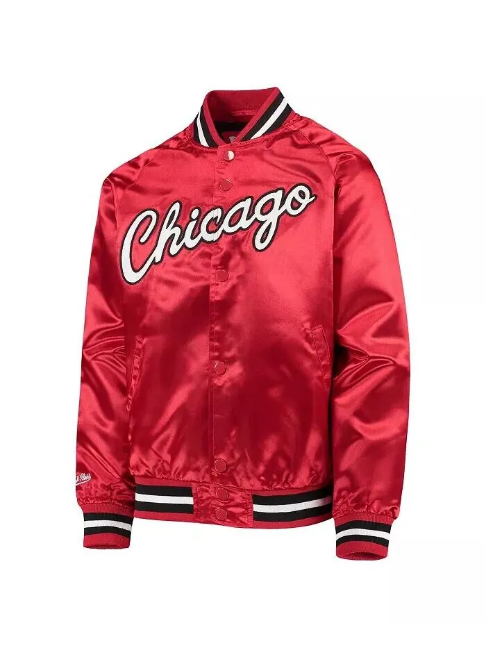 Классическая атласная куртка реглан на кнопках Red Chicago Bulls для больших мальчиков и девочек — изображение 3 из 8