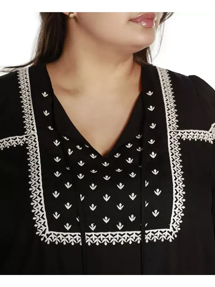 Блузон-топ Black Label Plus Size с вышивкой и завязкой на шее Belldini — изображение 5 из 5, черный