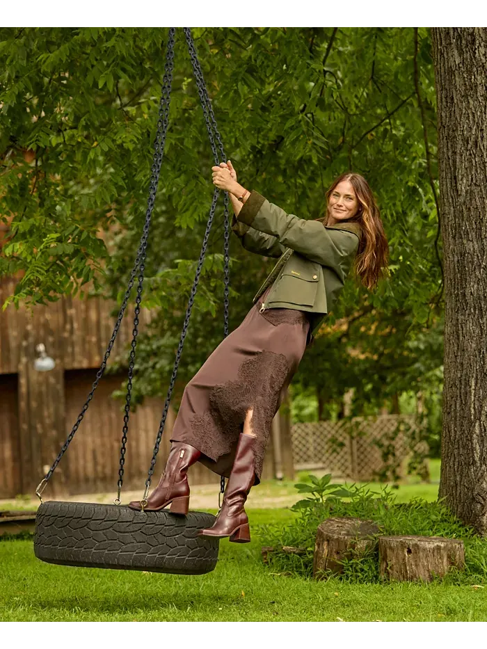 Женская куртка Nora с большим воротником Barbour — изображение 5 из 5, оливковый/коричневый