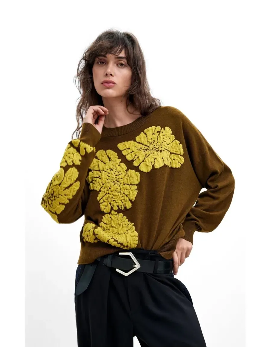 Женский джемпер с жаккардовым цветочным принтом, модель M. C. Lacroix Jacquard Floral Sweater