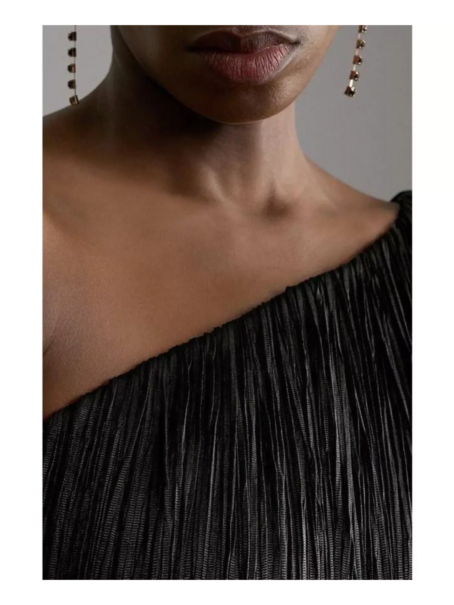 Платье Karen Millen Asymmetric Draped Fringe Mini — изображение 5 из 5, черный