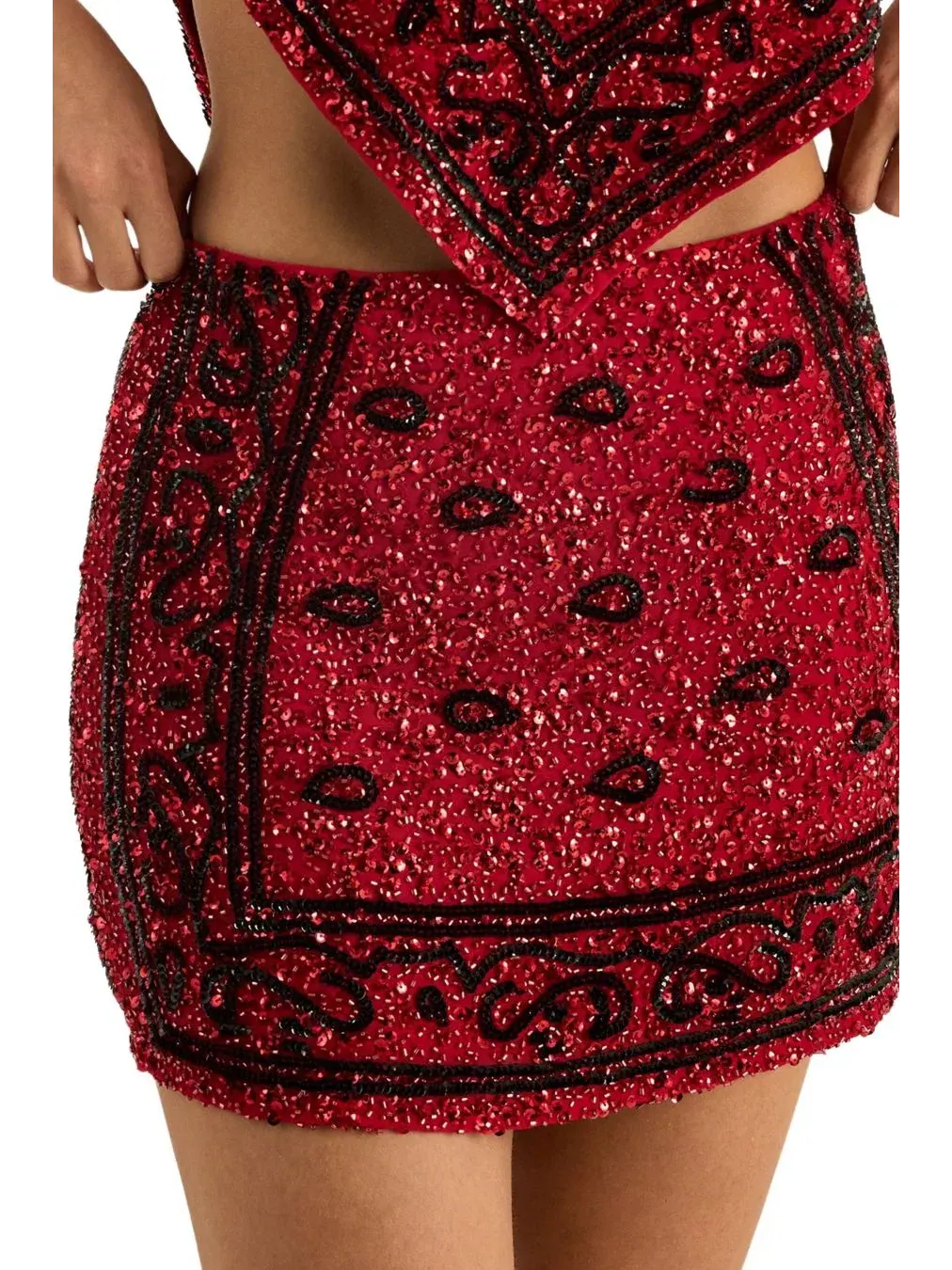 Мини-юбка с ручной вышивкой Icons Collection Nasty Gal — изображение 4 из 4, красный