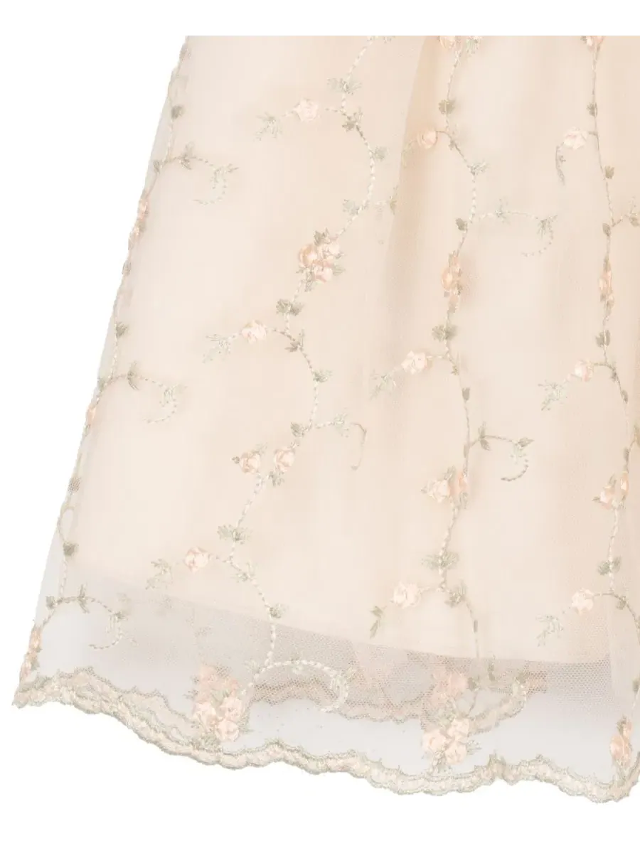 Платье из сетки с вышивкой и рукавами-воланами, модель Embroidered Mesh Flutter Sleeve Dress Rare — изображение 7 из 7, тауп