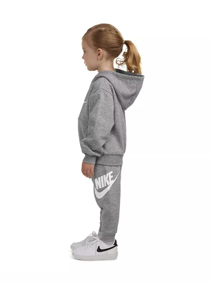 Толстовка с капюшоном из флиса для малышей Kids Club, комплект из 2 предметов Nike — изображение 11 из 12, черный