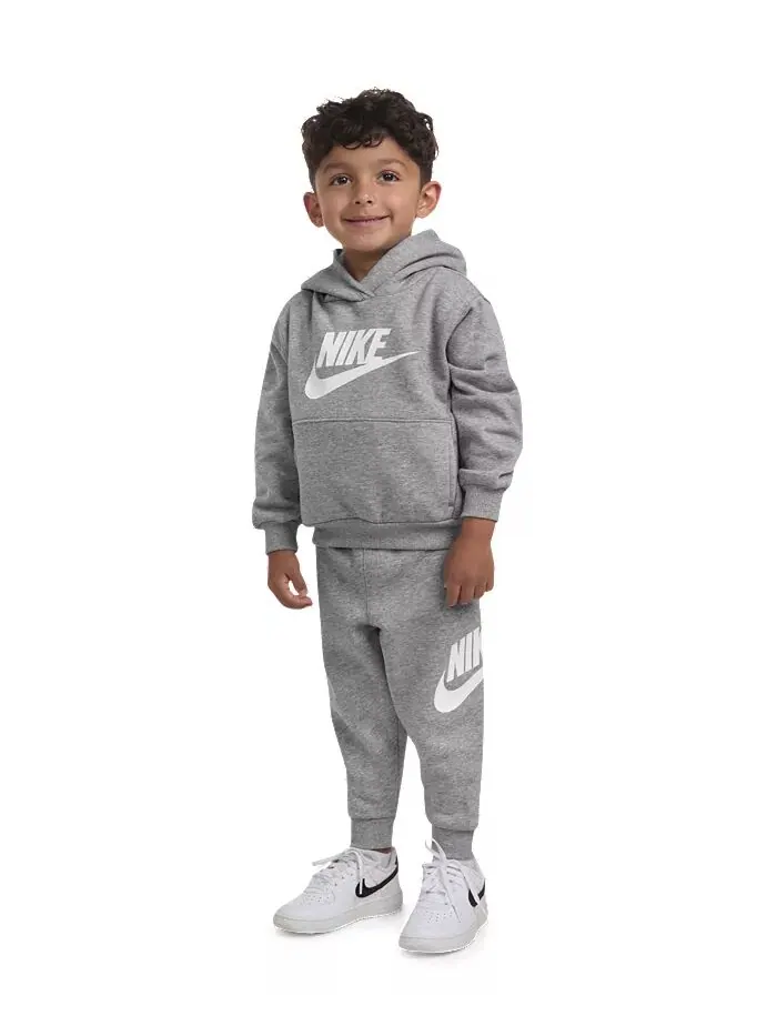 Толстовка с капюшоном из флиса для малышей Kids Club, комплект из 2 предметов Nike — изображение 10 из 12, черный