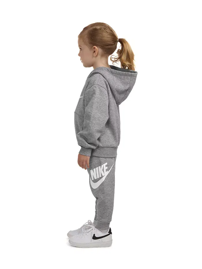 Комплект из двух предметов: флисовый пуловер с капюшоном для малышей Nike — изображение 6 из 8, темный серый