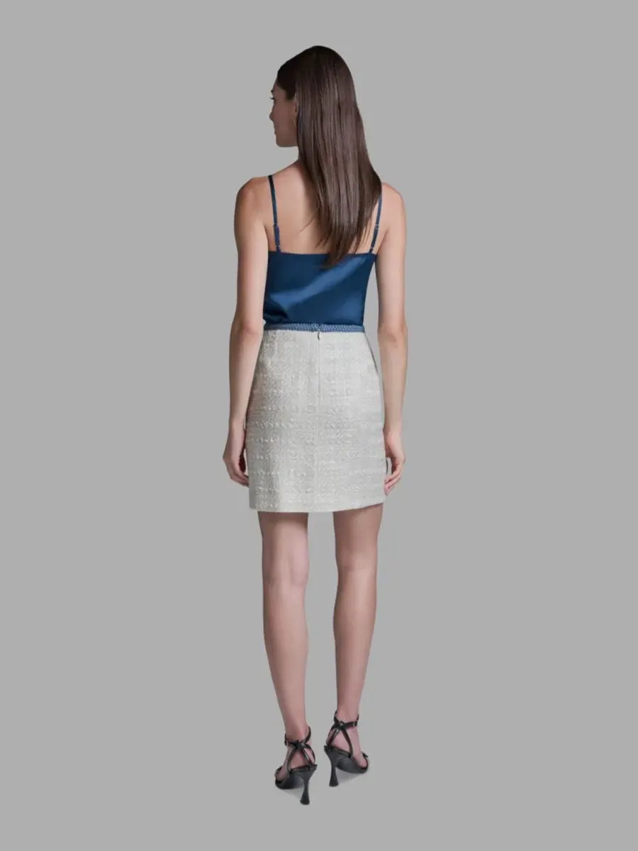Женская джинсовая юбка до колена с косичкой BCBG — изображение 5 из 6, белый