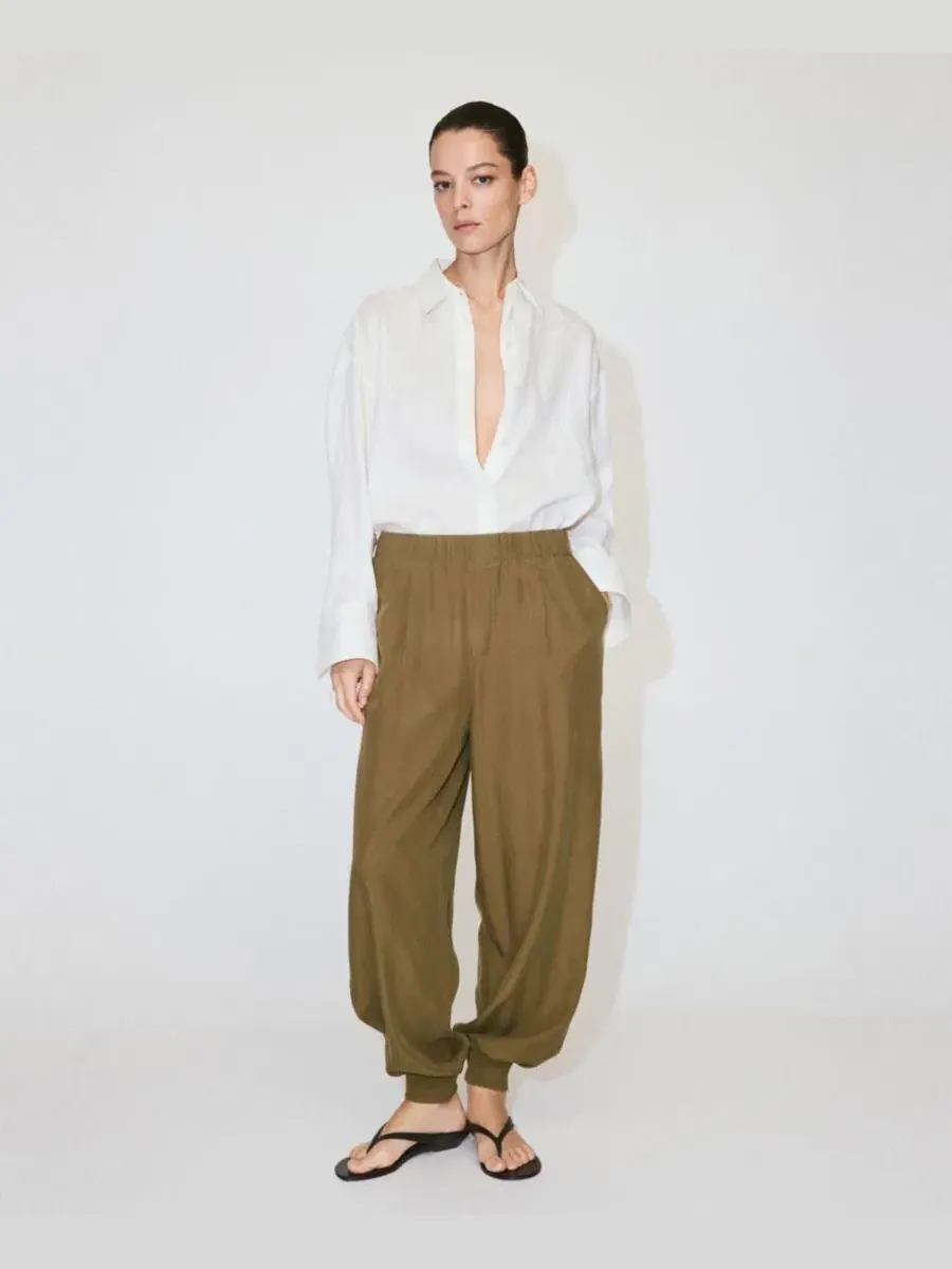 Брюки свободного кроя из лиоцелла Baggy Lyocell Pants MANGO — изображение 2 из 7, хаки
