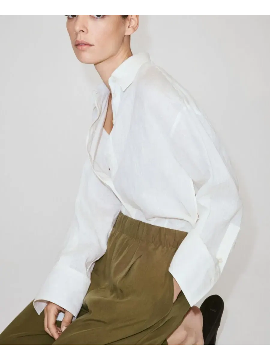 Брюки свободного кроя из лиоцелла Baggy Lyocell Pants MANGO — изображение 4 из 7, хаки