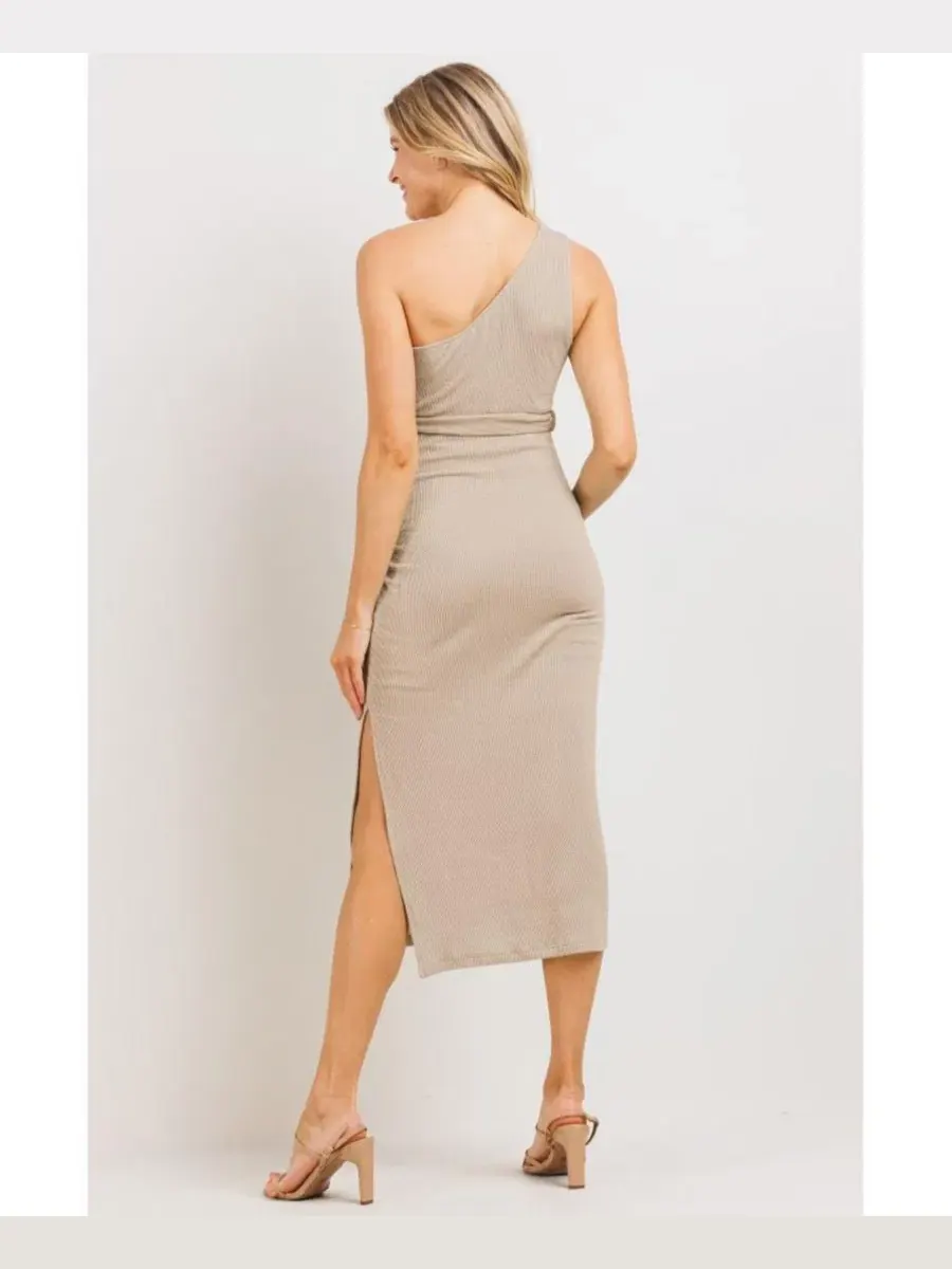 Платье для беременных с одним плечом в рубчик, модель One Shoulder Hello Miz — изображение 4 из 4, тауп