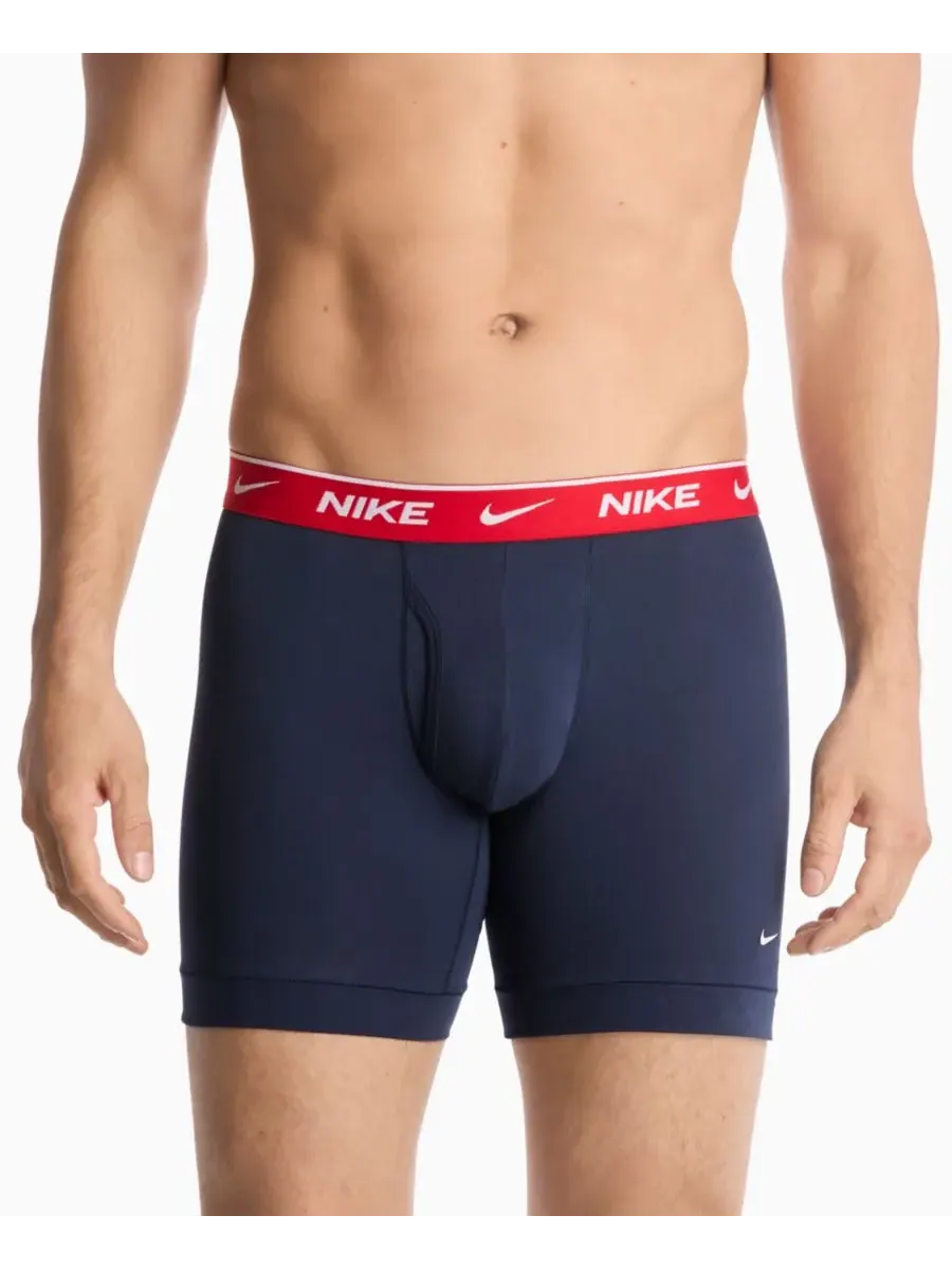 Nike Мужские боксеры Dri-FIT Essential из эластичного хлопка, комплект из 3 штук — изображение 2 из 5, красный