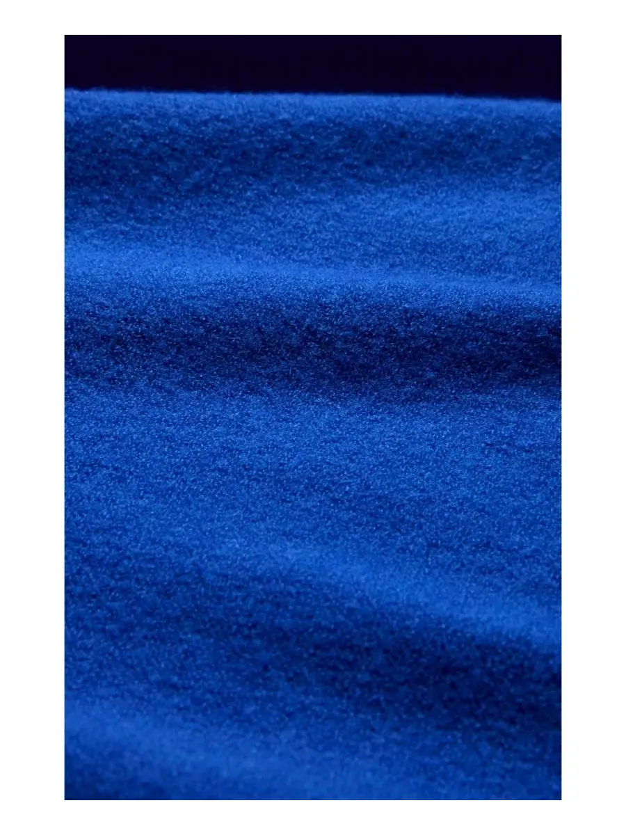 Свободный джемпер с высоким воротником, модель Oversized Slouchy Roll Neck Celtic & Co. — изображение 7 из 7, синий