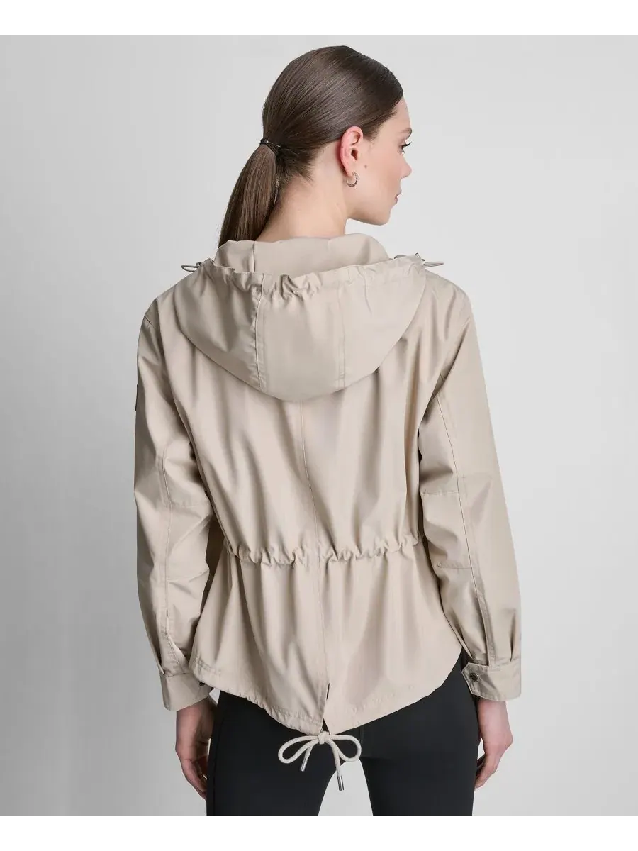 Куртка-ветровка женская с капюшоном, укороченная, с разной длиной DKNY Sport — изображение 5 из 5, серебристый