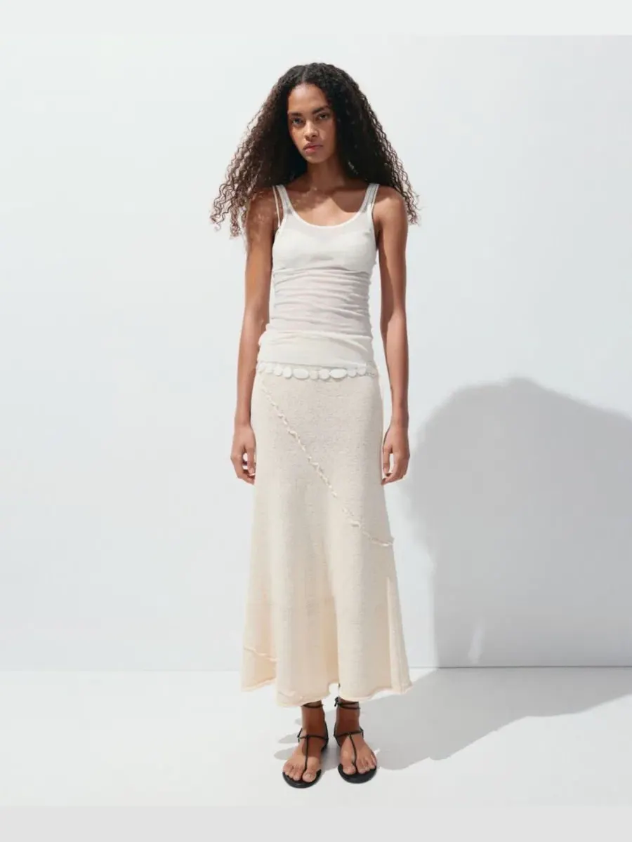 Юбка-миди с волнистой строчкой Midi Skirt Wavy Stitching Detail MANGO — изображение 6 из 6, светлый коричневый