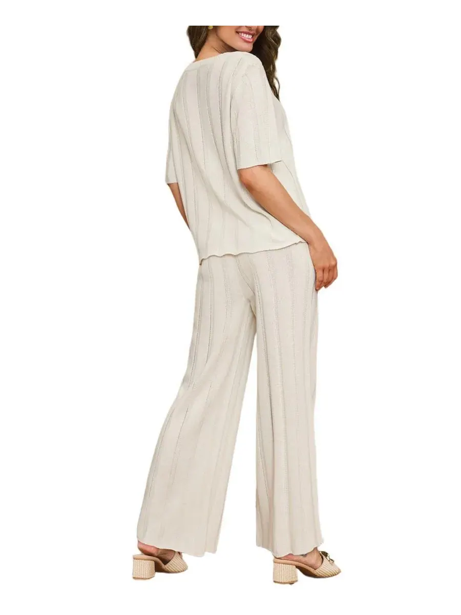 Комплект из топа с коротким рукавом и широких брюк, Ribbed Knit Short Sleeve Top and Wide Leg Pants — изображение 2 из 3