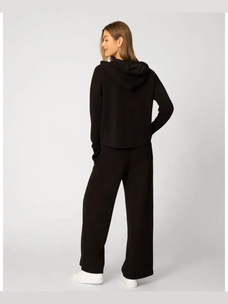 Женский комплект из худи и брюк с вязаной отделкой, модель Crochet Zip Front Pant Set Cable & Gauge — изображение 3 из 3