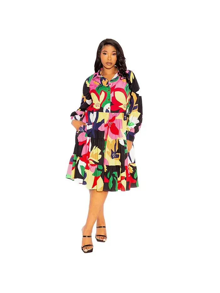 Платье-рубашка с длинным рукавом и ярусами в цветочном принте, plus size Buxom Couture — изображение 1 из 3, черный мульти