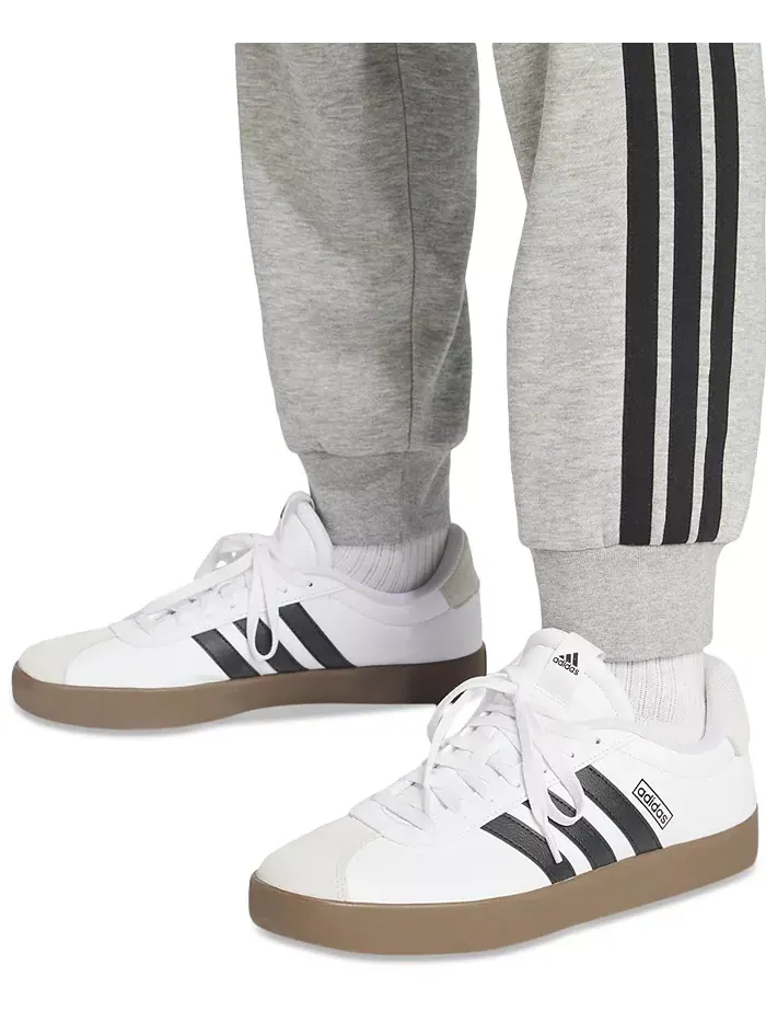 Мужские базовые джоггеры Regular-Fit с флисом и 3 полосками Adidas — изображение 3 из 4, серый