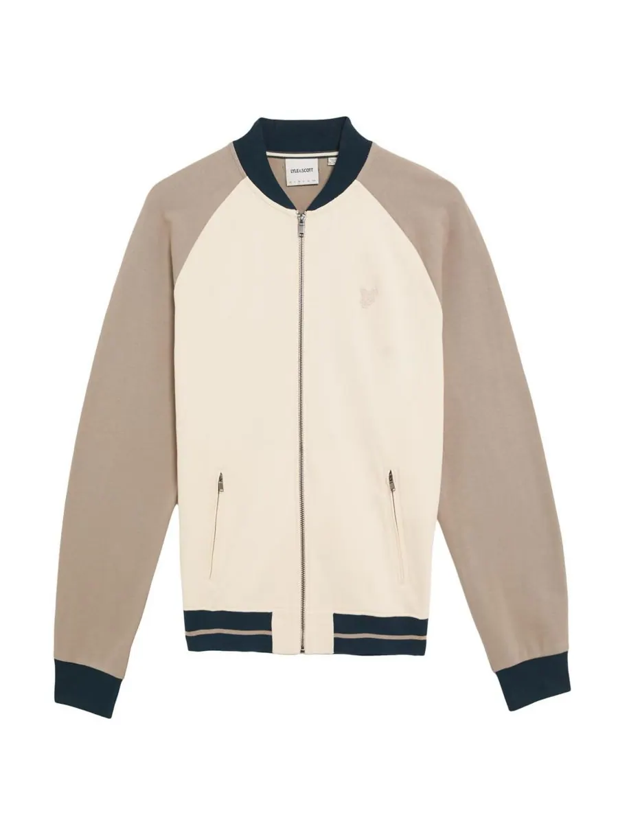 Мужская куртка-бомбер из трикотажа с контрастными рукавами реглан Lyle & Scott — изображение 2 из 6, булыжник серый