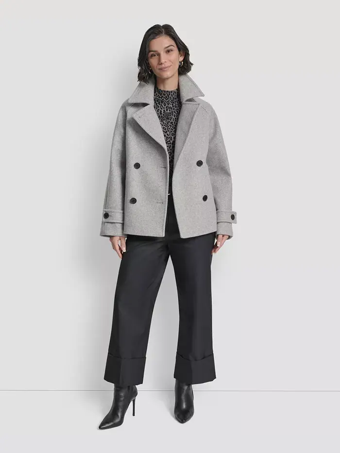 Женское короткое двубортное пальто с воротником DKNY — изображение 6 из 9, светлый серый
