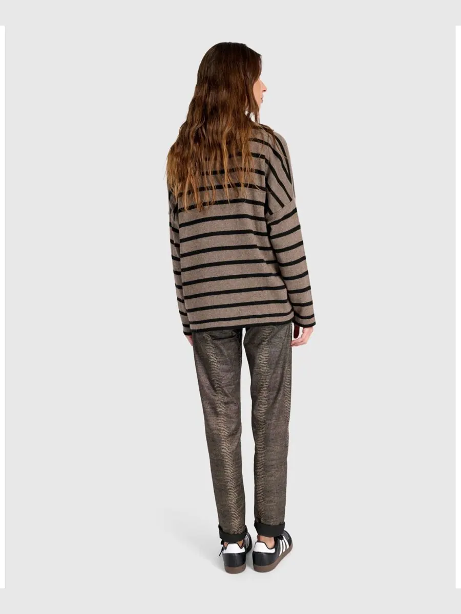 Женский свитер с воротником Surfside Alembika, Latte stripes — изображение 4 из 6