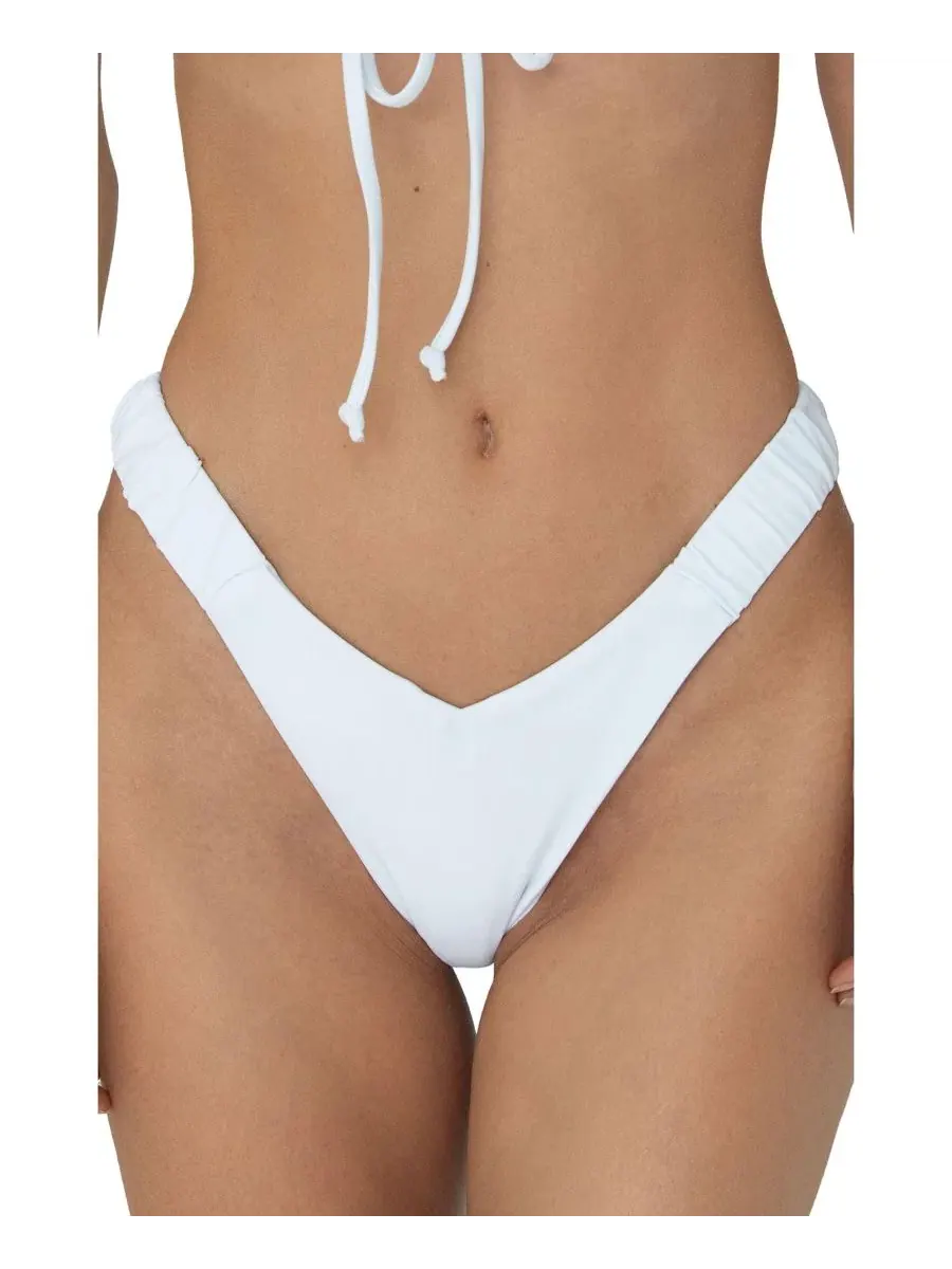 Женские плавки с высокой посадкой Ivy Bottom Bright Swimwear — изображение 4 из 6, белый