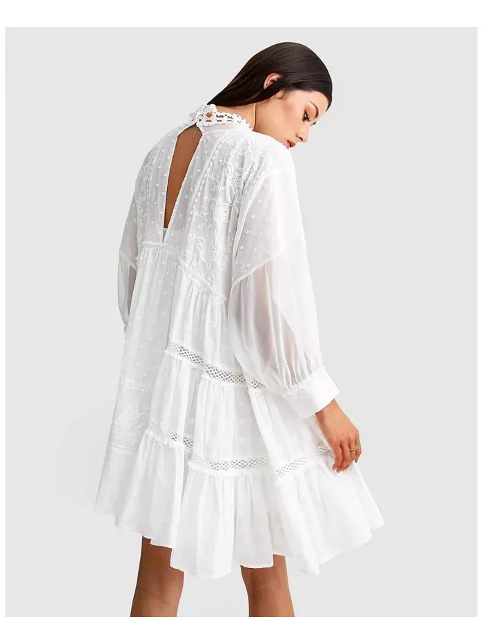 Женское мини-платье Unforgettable oversize с кружевом Belle & Bloom — изображение 2 из 3, белый