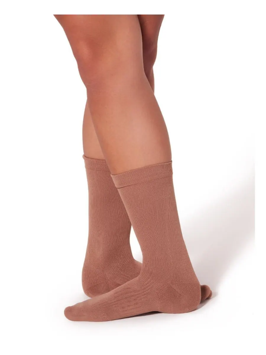 Женские носки Lifeknit длиной до икры Capezio, Skintone 30 — изображение 5 из 6, бежевый
