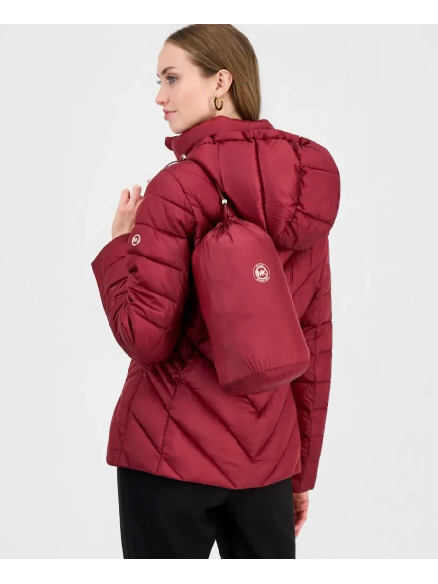 Женское стеганое пальто-пуховик с капюшоном Michael Kors — изображение 5 из 5, глубокий красный