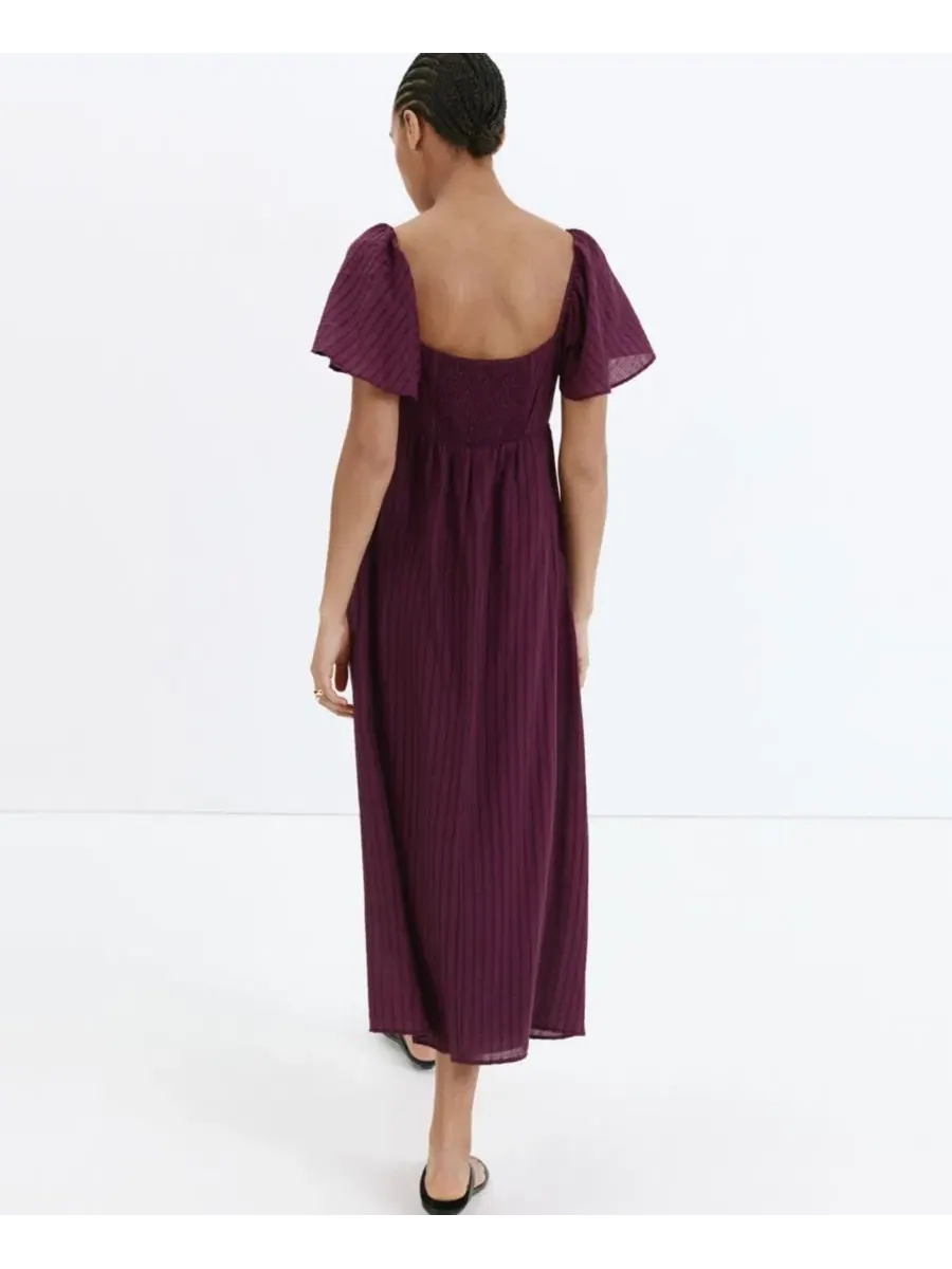 Платье миди с принтом и сборкой сзади, модель Gathered Detail Textured Dress MANGO — изображение 16 из 17, черный