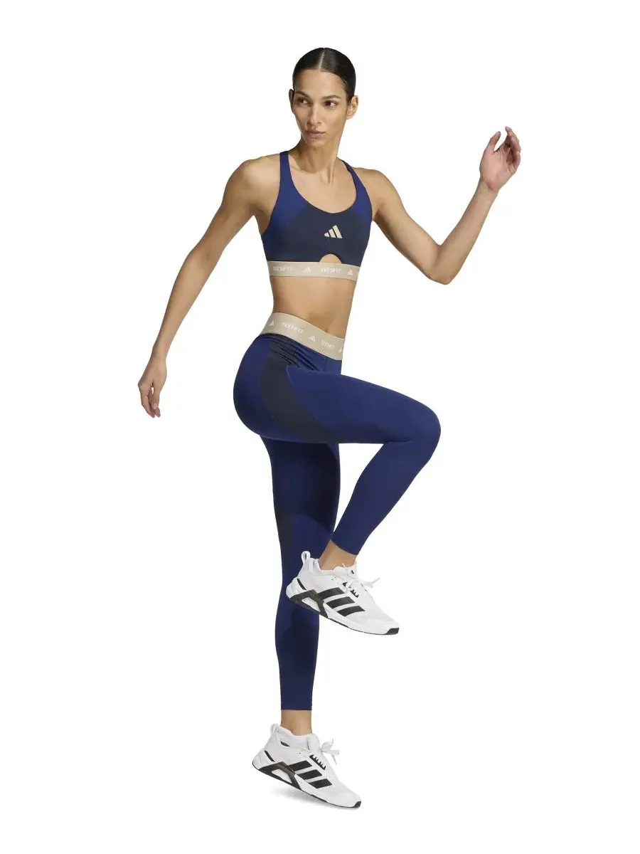 Женский спортивный топ с поддержкой Tech Fit Color Block Medium Support adidas — изображение 2 из 5, темный синий