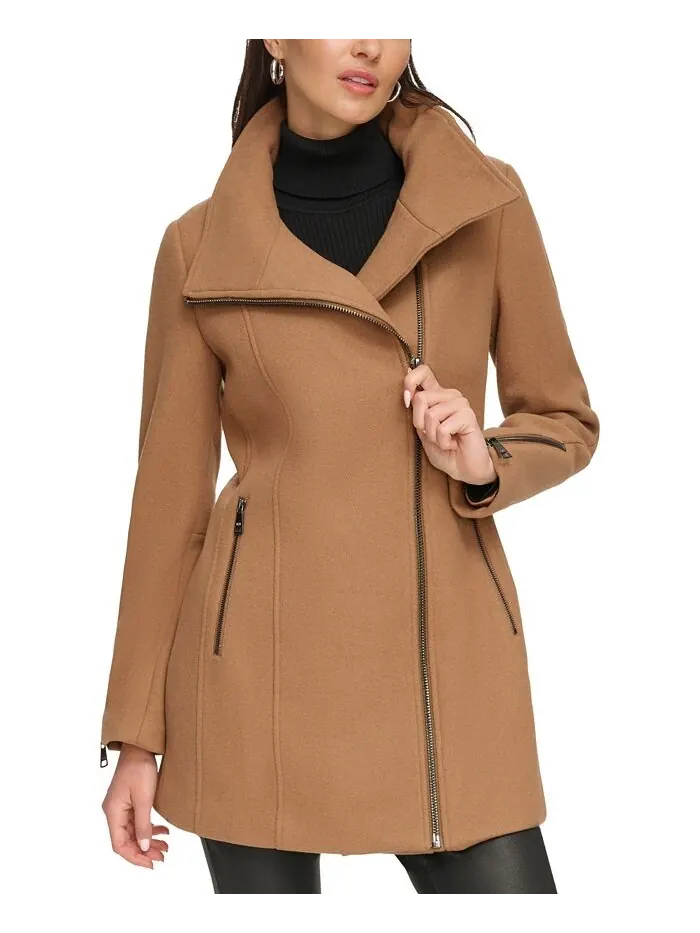 Женское полушерстяное пальто с асимметричной молнией DKNY — изображение 1 из 7, бежевый