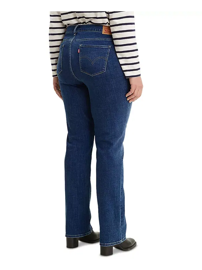 Модные джинсы прямого кроя больших размеров Levi's — изображение 2 из 4