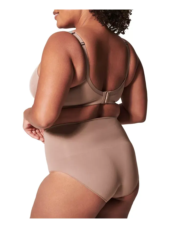 Женские бесшовные утягивающие трусы 40047R SPANX — изображение 2 из 3, кафе-лате