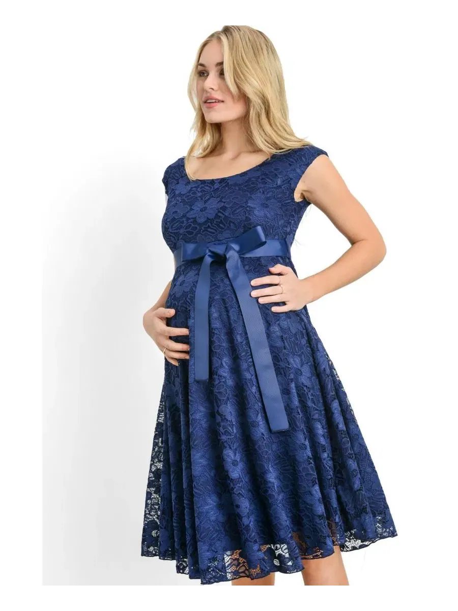 Платье кружевное с завышенной талией и лентой, модель Lace A-Line Dress Hello Miz — изображение 2 из 4