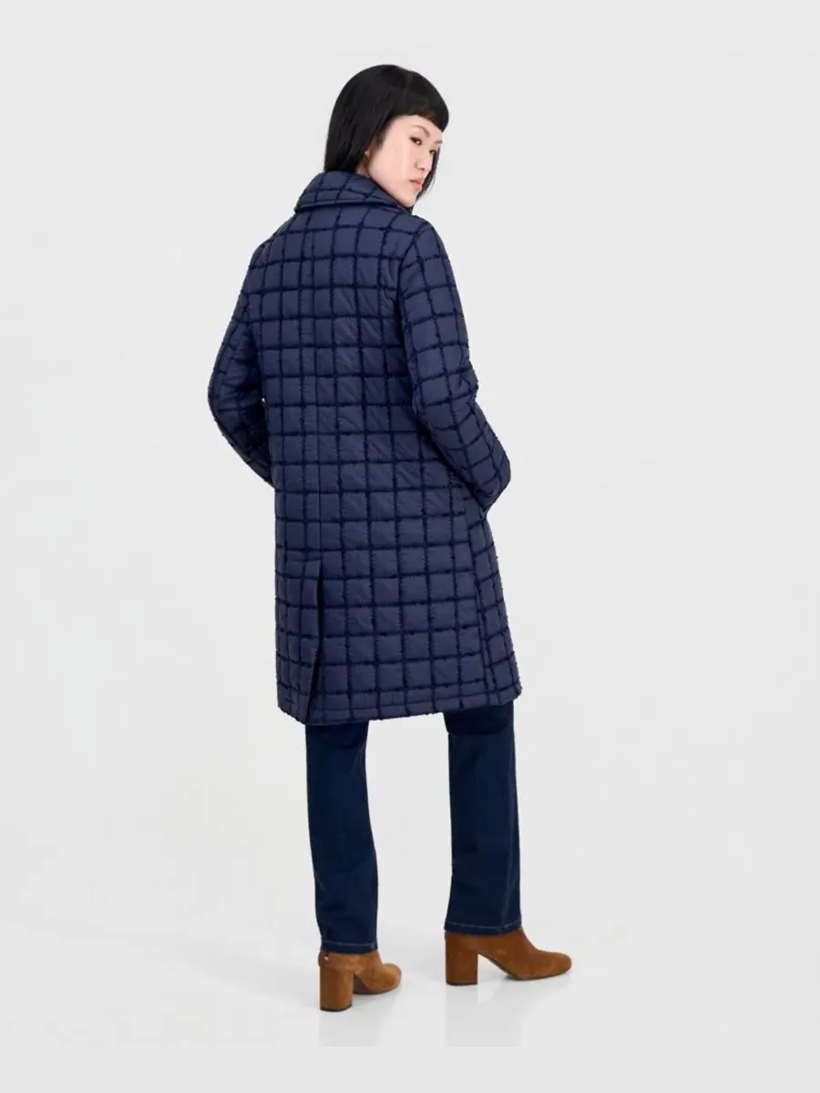 Женское длинное стеганое пальто с узором в клетку, модель Windowpane CeCe — изображение 3 из 3, темно-синий