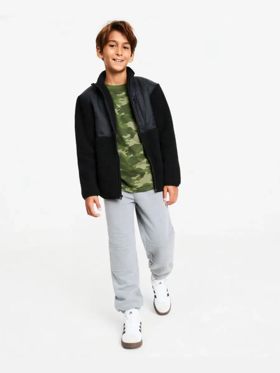 Комплект из худи, футболки с полосками и джоггеров из флиса Brooklyn Epic Threads, Camo Dude — изображение 17 из 20