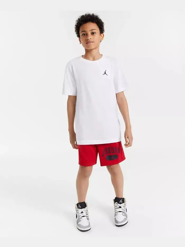 Футболка с вышивкой Big Boys Jumpman Air и шорты с сетчатым логотипом Jordan