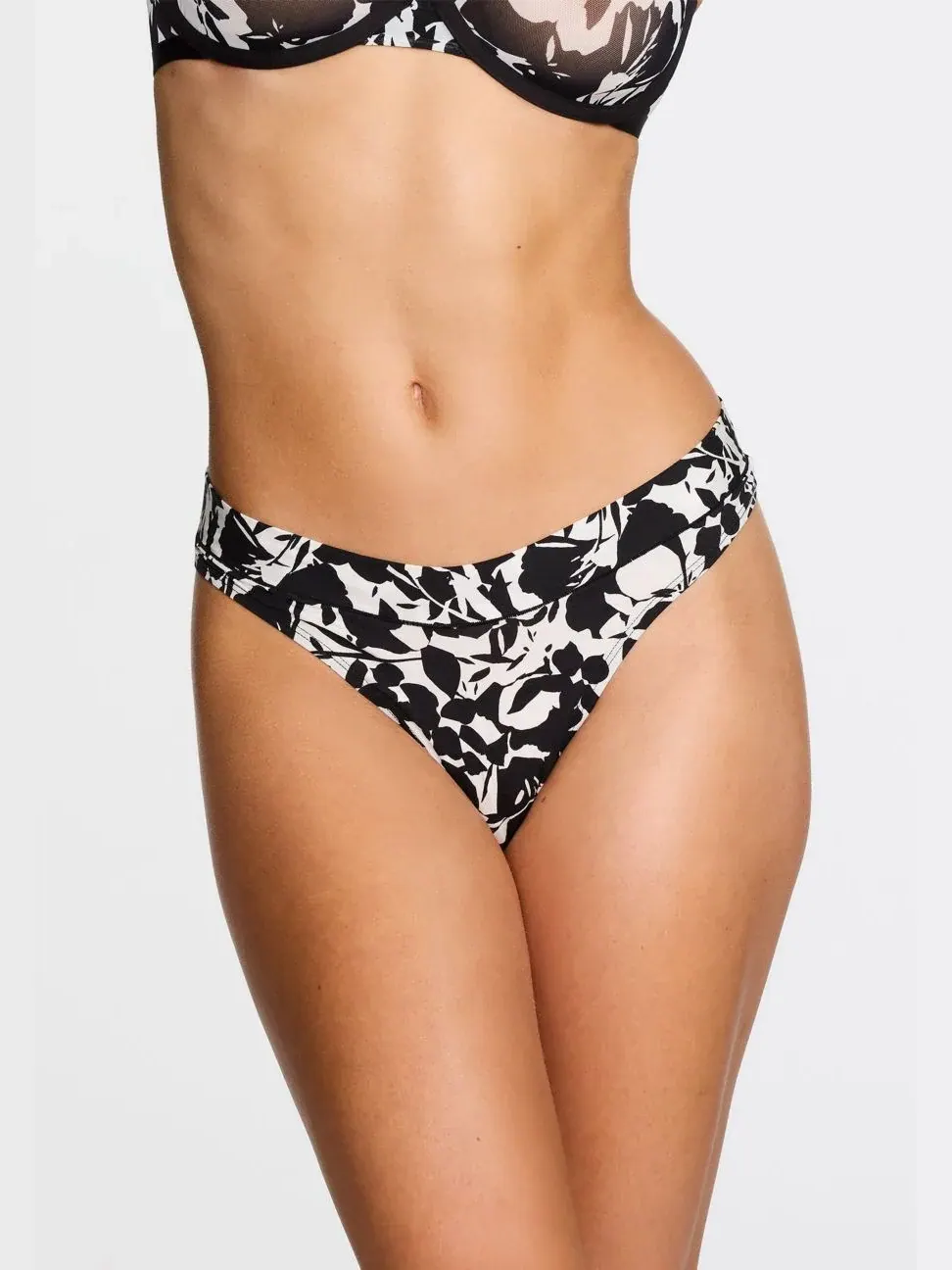 Женские трусики-стринги из модала CUUP, Graphic Floral — изображение 3 из 3