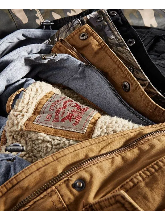 Мужская куртка Trucker с подкладкой из шерпы и двумя карманами, с капюшоном Levi's — изображение 8 из 8, темно-синий