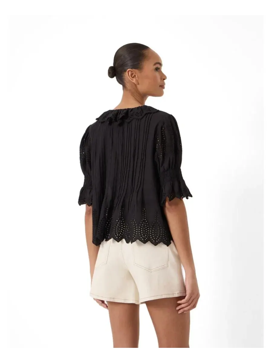 Блуза с рюшами Koa Short-Sleeve V-Neck Ruffle Blouse Hush — изображение 3 из 5, черный