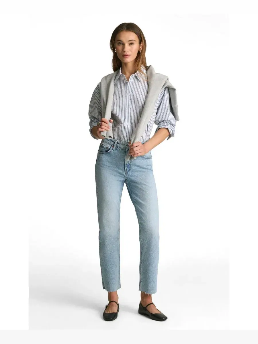 Джинсы прямого кроя с высокой посадкой New York High Rise Straight Leg In Lt Brushed Classic Blue — синий